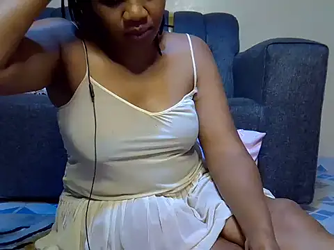 Sexy Kezzy online show from 05-28-26, 06:16