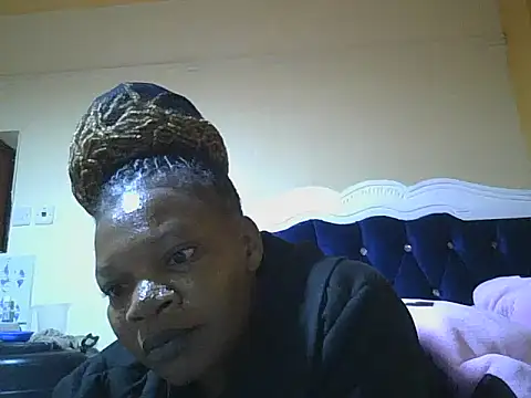 clakemmy250 online show from 12-07-24, 08:27