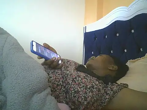 clakemmy250 online show from 02-11-25, 09:03