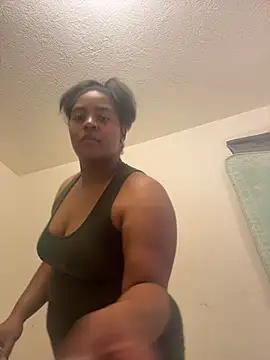 prettlovely14 online show from 11-22-25, 01:04