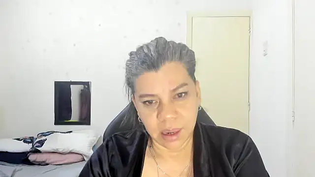 vikyadams online show from 02-04-26, 08:31