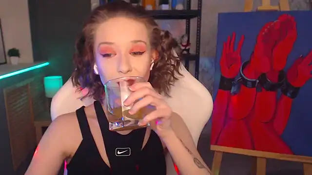 FascinatingEyess online show from 01-23-25, 10:33