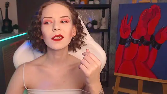 FascinatingEyess online show from 10-12-25, 06:07