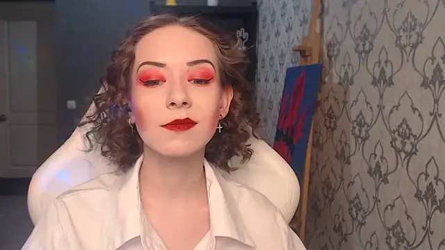 Snapshot of FascinatingEyess chatting on 06-27-26, 06:57 FascinatingEyess online show from 06-27-26, 06:57