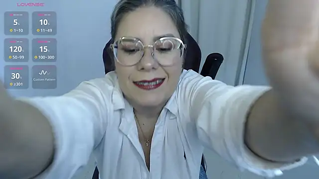 Snapshot of zehra_sanem chatting on 07-16-26, 02:56 zehra sanem online show from 07-16-26, 02:56