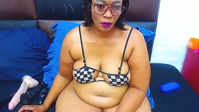 Brookylynbrownxx online show from 10-28-25, 05:11