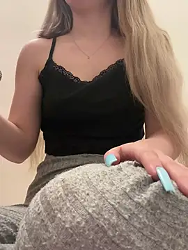 Holly-Glamour online show from 03-21-25, 05:54