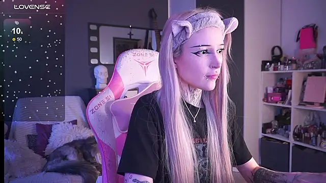 fraulein mooon online show from 03-20-26, 04:01