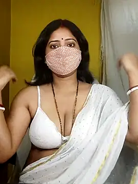Snapshot of natasha_bhabhi chatting on 05-04-26, 02:18 natasha bhabhi online show from 05-04-26, 02:18