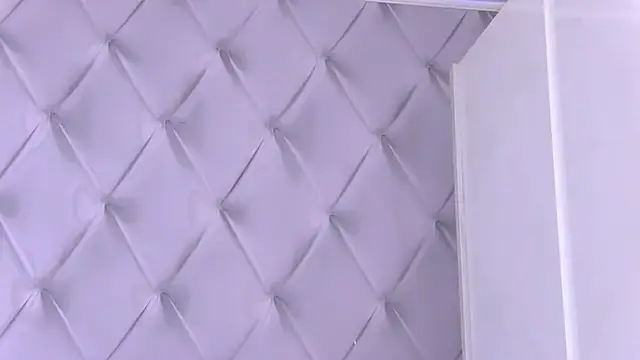 RissaRheys online show from 10-25-25, 07:19