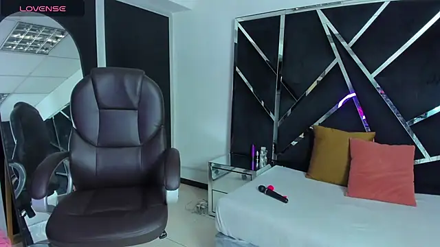 Ivanna18 x online show from 09-14-25, 03:27