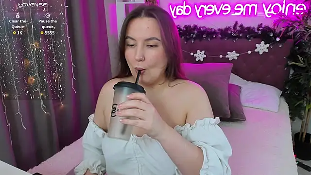 FeralPeach online show from 01-19-25, 10:06