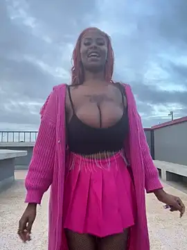 Snapshot of Rose_berry chatting on 10-29-25, 03:14 Rose berry online show from 10-29-25, 03:14