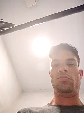 719610 online show from 10-09-25, 03:04