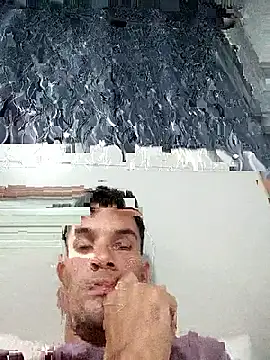 719610 online show from 11-09-25, 02:32