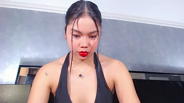 Snapshot of JasmineMoore chatting on 01-15-25, 10:02 JasmineMoore online show from 01-15-25, 10:02