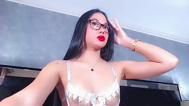 Snapshot of JasmineMoore chatting on 02-18-25, 05:53 JasmineMoore online show from 02-18-25, 05:53