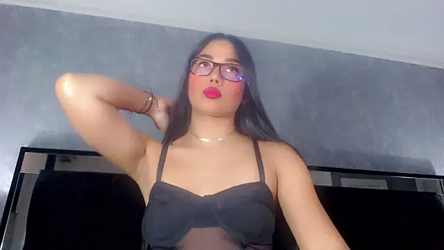 Snapshot of JasmineMoore chatting on 09-15-25, 09:48 JasmineMoore online show from 09-15-25, 09:48