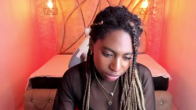 Queen perla  online show from 02-21-25, 03:54