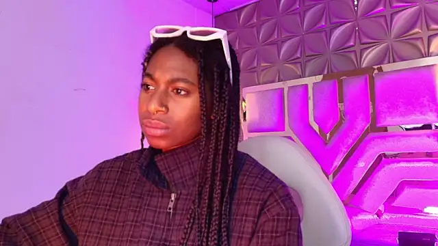 Queen perla  online show from 03-14-26, 12:10