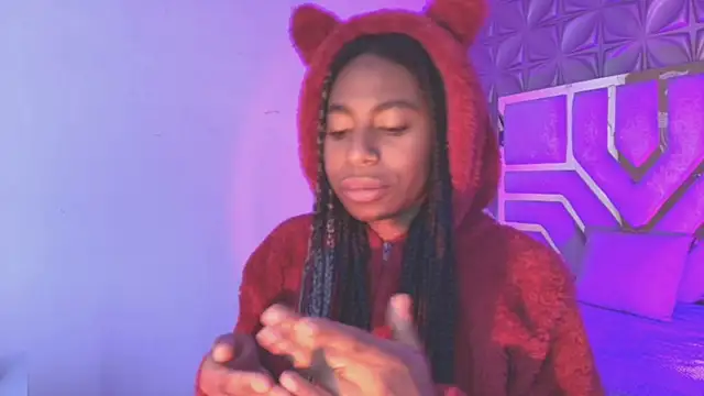 Queen perla  online show from 04-01-26, 12:17