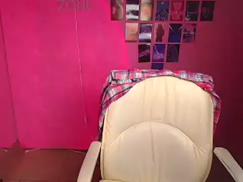 Lissmilf online show from 02-11-26, 12:32