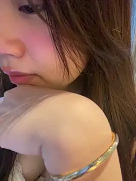 Hotellinh12 online show from 02-04-26, 12:44