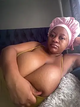 Chubbykarisma27 online show from 02-26-26, 06:56