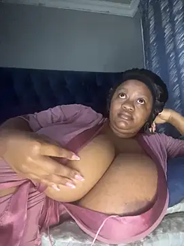 Chubbykarisma27 online show from 04-10-26, 06:23