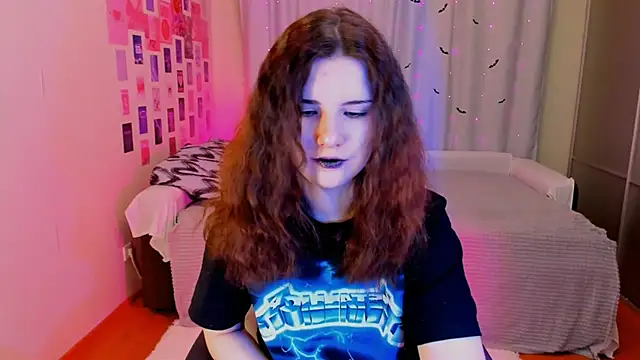 Snapshot of Vanessa_Verona chatting on 02-12-25, 09:01 Vanessa Verona online show from 02-12-25, 09:01