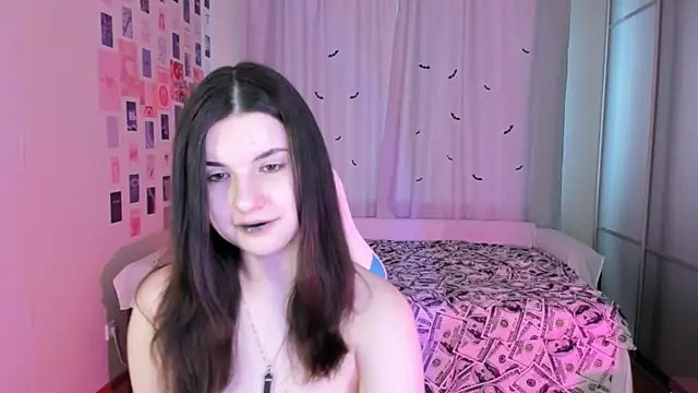Snapshot of Vanessa_Verona chatting on 03-20-25, 05:13 Vanessa Verona online show from 03-20-25, 05:13
