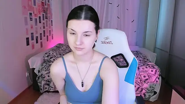 Snapshot of Vanessa_Verona chatting on 03-22-25, 05:39 Vanessa Verona online show from 03-22-25, 05:39