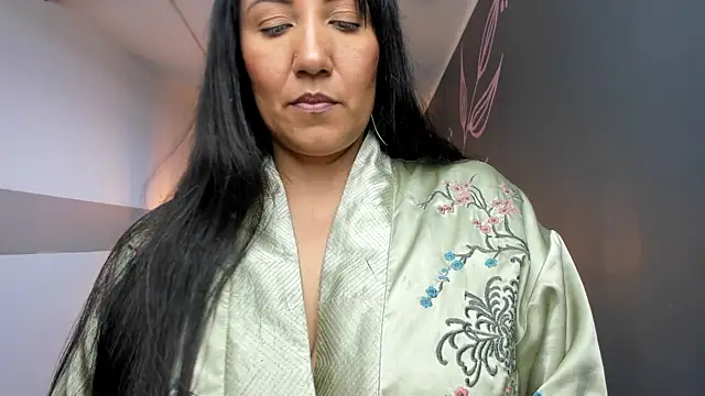GiaFox  online show from 01-27-25, 06:20