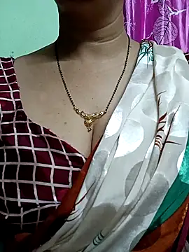 Snapshot of Rosy-B chatting on 03-13-26, 09:43 Rosy-B online show from 03-13-26, 09:43