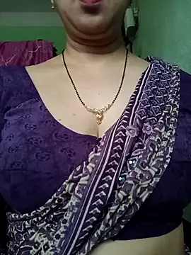 Snapshot of Rosy-B chatting on 04-04-26, 12:20 Rosy-B online show from 04-04-26, 12:20