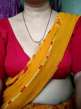 Snapshot of Rosy-B chatting on 05-11-26, 11:57 Rosy-B online show from 05-11-26, 11:57