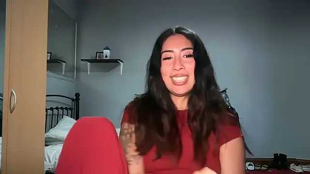 Snapshot of LorenaAnderson chatting on 04-25-26, 08:50 LorenaAnderson online show from 04-25-26, 08:50