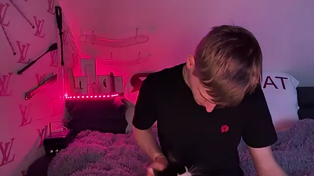 Cookieboy88 online show from 03-12-26, 07:53