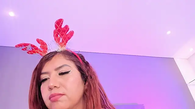 AriaRusso online show from 12-24-24, 05:16