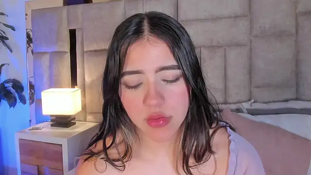 SofiScott  online show from 03-13-25, 01:21