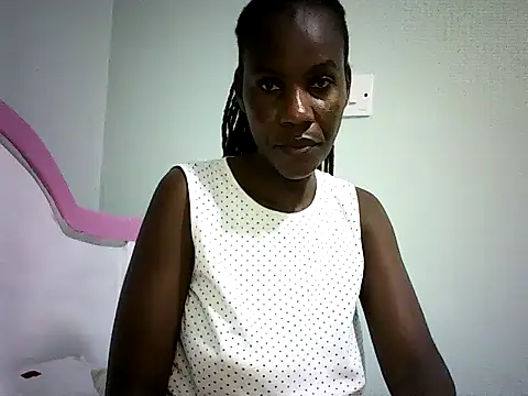 Pierra77 online show from 12-05-25, 07:10