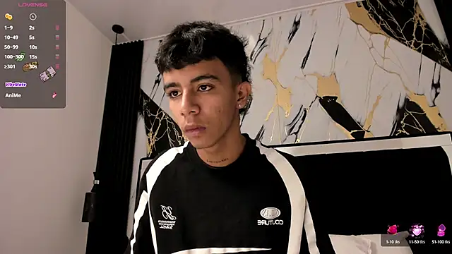 Snapshot of dikey_62 chatting on 02-15-25, 08:33 dikey 62 online show from 02-15-25, 08:33