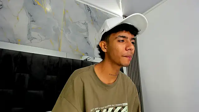 Snapshot of dikey_62 chatting on 03-06-25, 08:48 dikey 62 online show from 03-06-25, 08:48