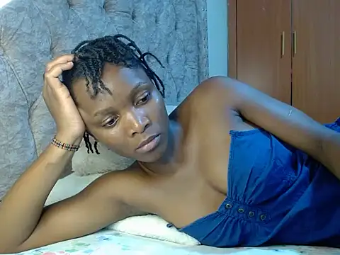 Snapshot of Naughty_Girl17 chatting on 03-03-25, 07:39 Naughty Girl17 online show from 03-03-25, 07:39