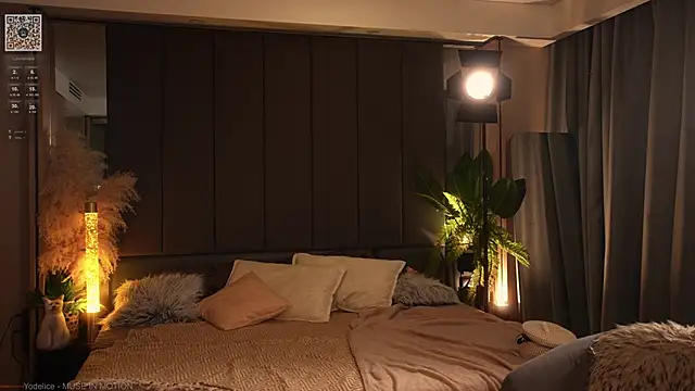 Snapshot of LinaKinky chatting on 10-09-25, 08:12 LinaKinky online show from 10-09-25, 08:12