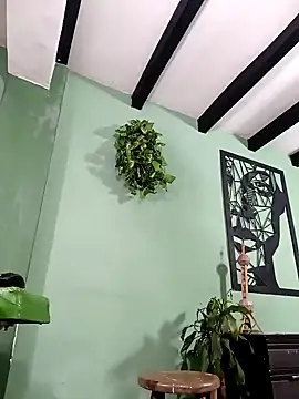 thirstymoonxx online show from 02-19-26, 04:52