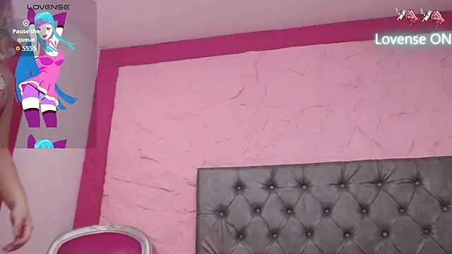 Pearl Michelts online show from 10-23-25, 12:48