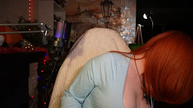 Chriss Fox online show from 02-06-25, 06:35