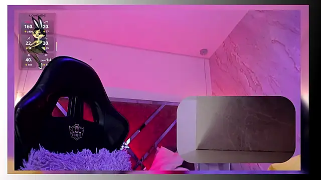 SweetieCloe  online show from 03-18-26, 09:18