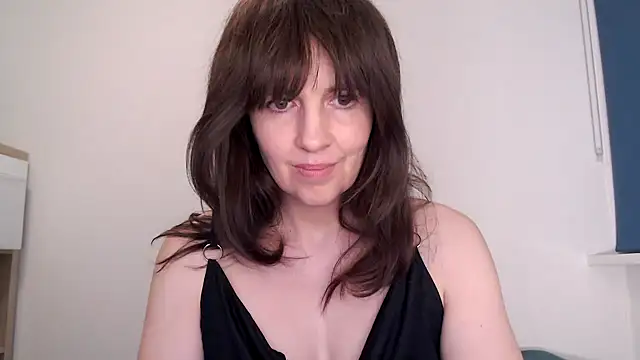 Ella Next Door online show from 03-18-26, 10:13